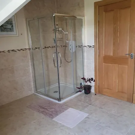 Pensión Rinroe View In The Barony Of Erris Cornboy