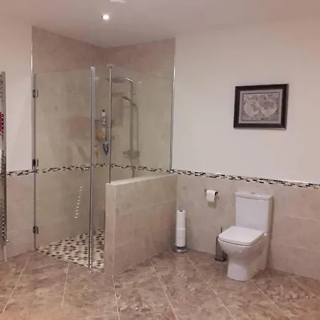 Pensión Rinroe View In The Barony Of Erris